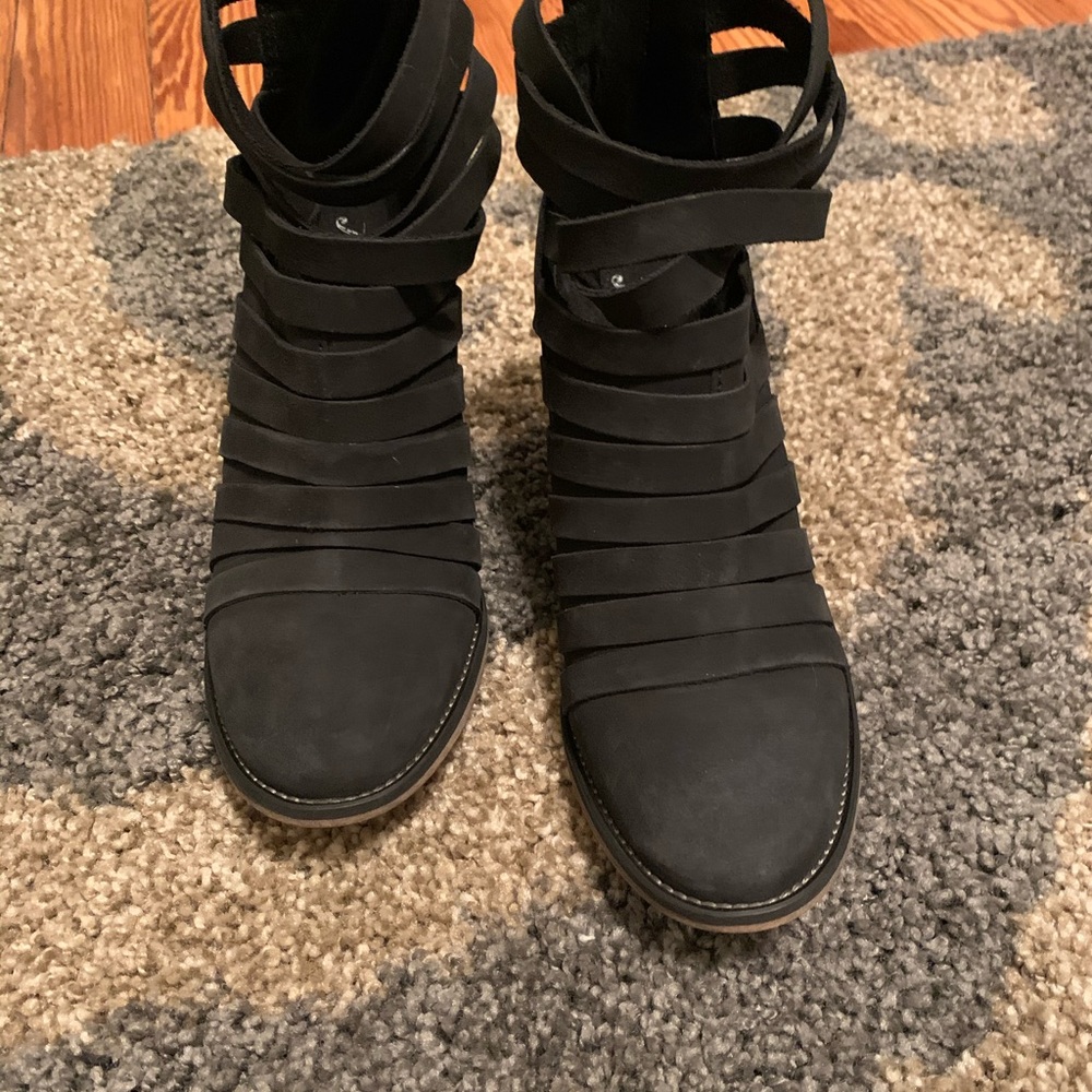 Free People Strappy Booties hybrid size 38 (7.5)